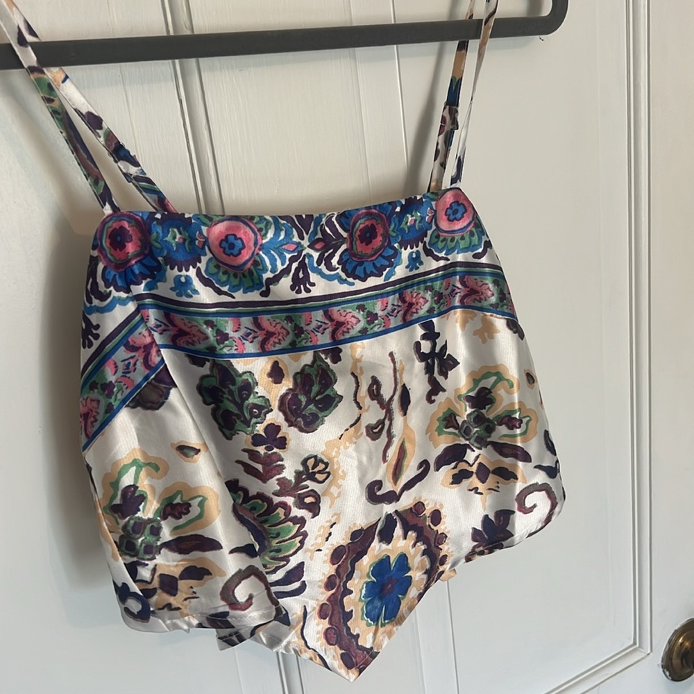 Lulus NWT white Paisley Print Handkerchief Tie Top XS